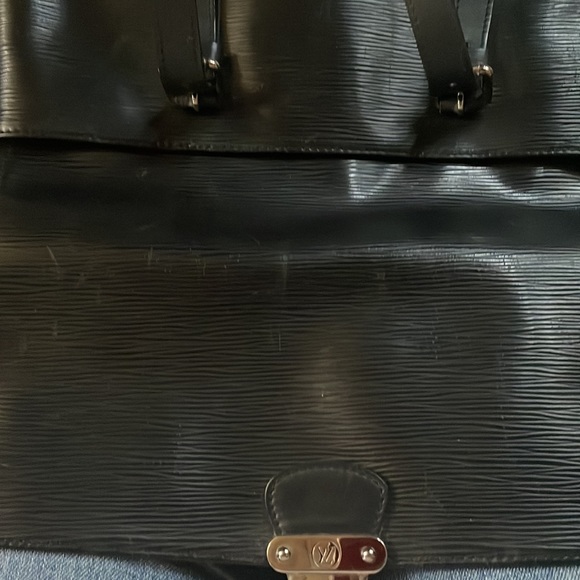 Louis Vuitton Epi Leather Segur MM handbag - Picture 8 of 10